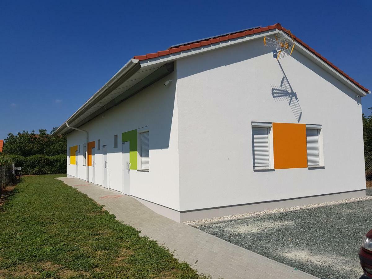 Apartamento Szatmárház Szombathely Exterior foto