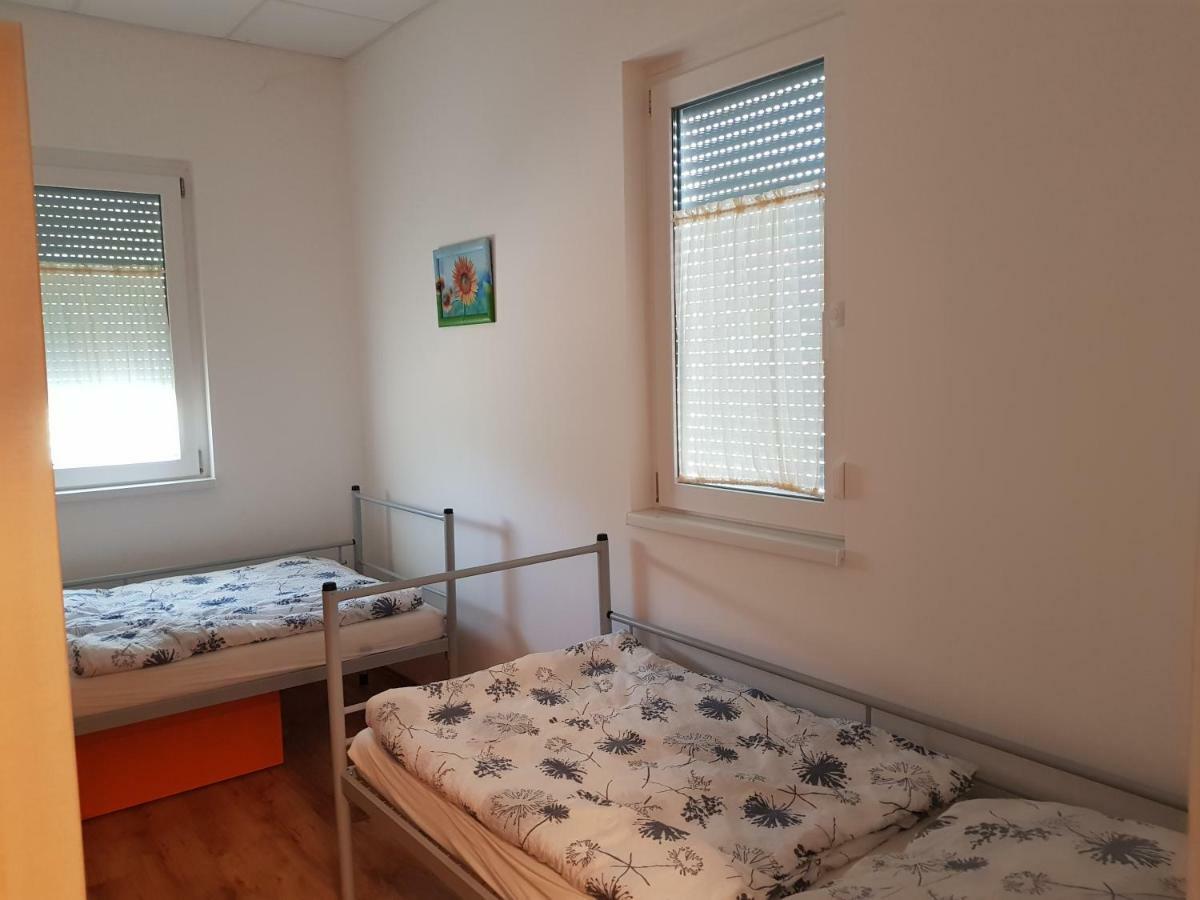 Apartamento Szatmárház Szombathely Exterior foto